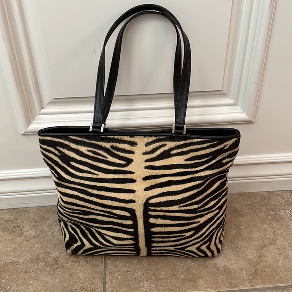 Rafe handbag. Faux fur. - Picture 2 of 8